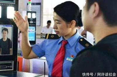 高铁电子票务革新 刷身份证便捷进站，票务服务升级挤压黄牛生存空间